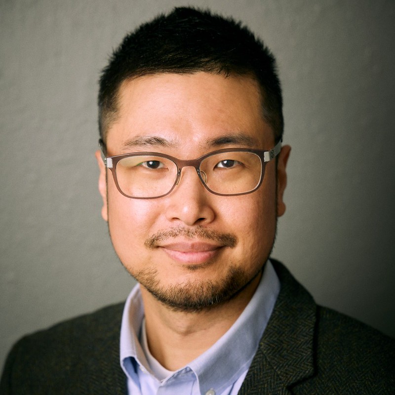 Portrait of Frank Seo