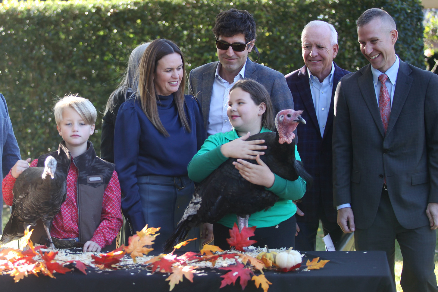 Governor with turkeys