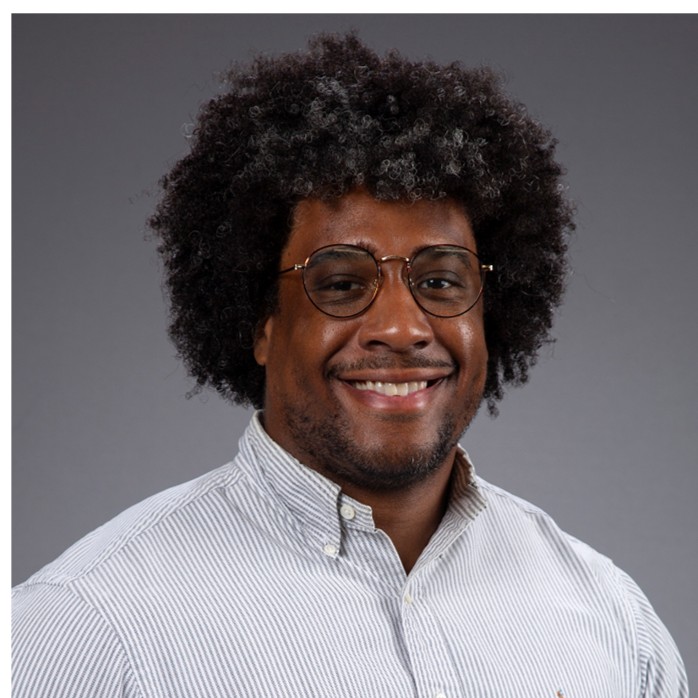Davin Ryles headshot
