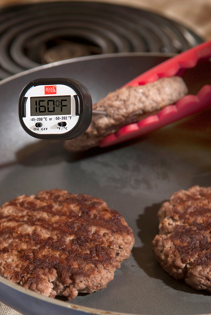 Food Thermometer Great for Meat, Fish and Bread Provides Readings