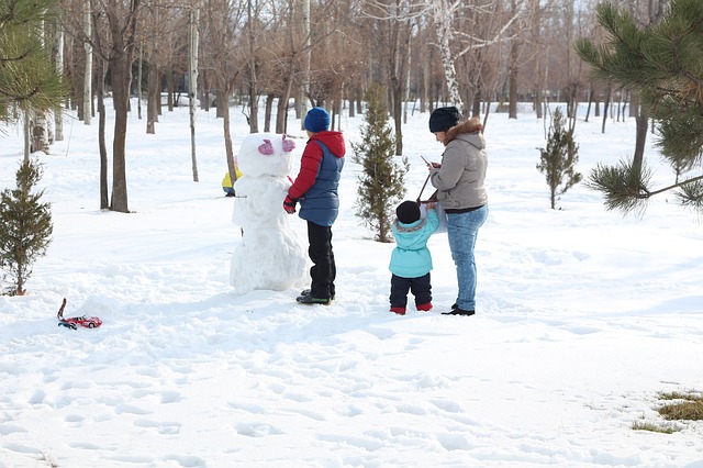 family building snowman